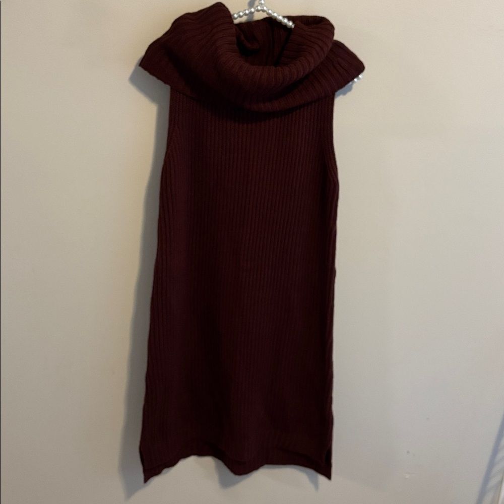BB Dakota Sweater Dress Womens M Burgundy Ribbed Knit Cowl Turtleneck Sleeveless